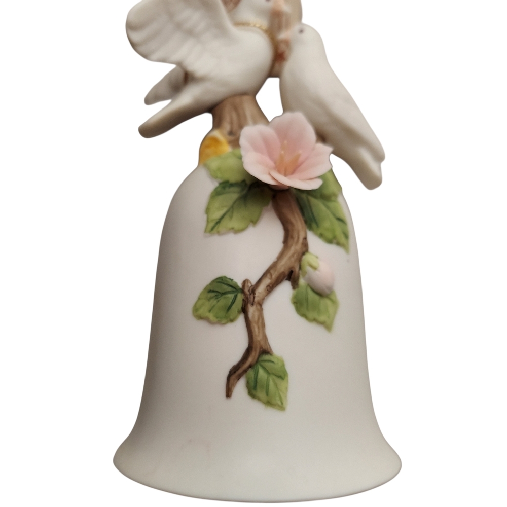 Vintage 1988 Jonathon Byron Porcelain Bell-Doves-Florals-American Signature Coll - Picture 3 of 13